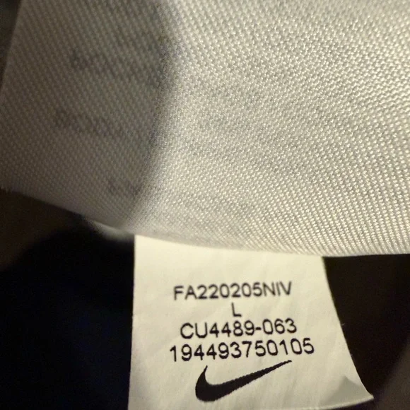 Nike Tech Fleece Full-Zip Hoodie Grey - Picture 3 of 3